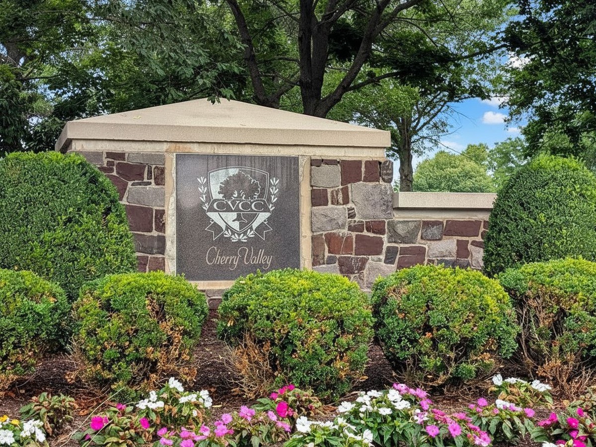 Cherry Valley Country Club neighborhood entrance sign, Montgomery, NJ