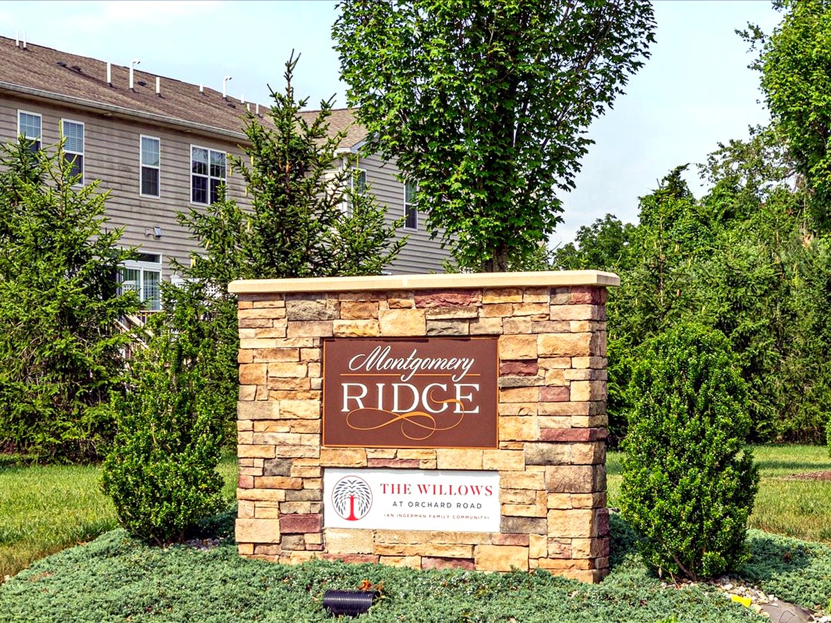 Montgomery Ridge neighborhood entrance sign, Montgomery, NJ