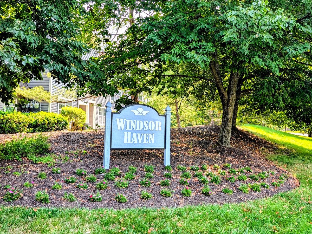 Windsor Haven neighborhood entrance sign, West Windsor, NJ