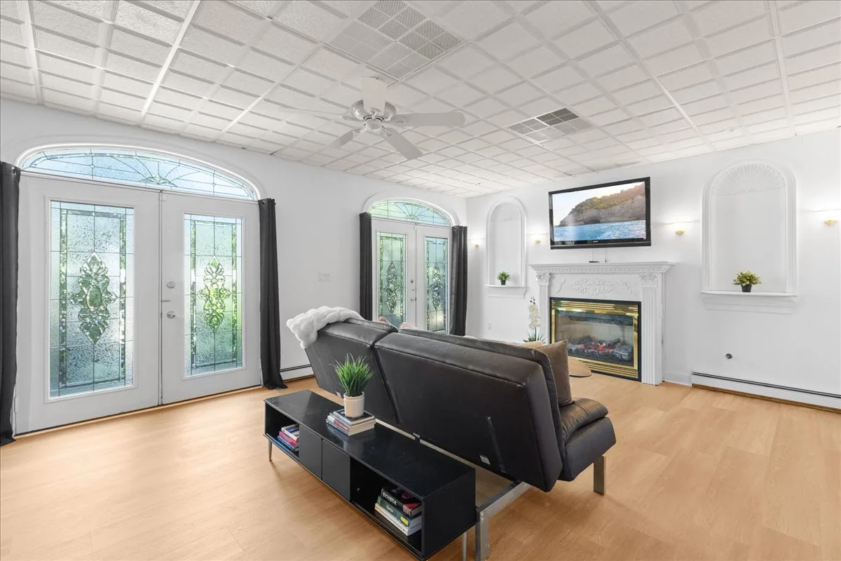 Walkout In-Law Suite