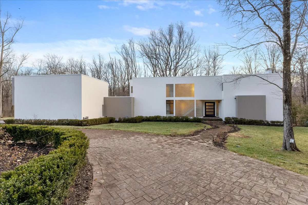 230 Brooks Bend