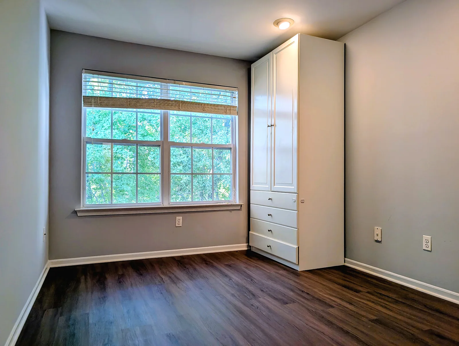 Three Bedrooms Upstairs