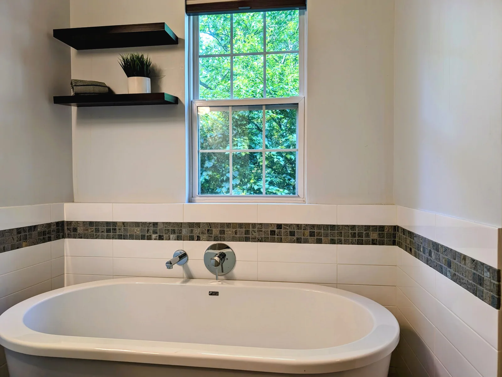 Spa-Style Primary Bath