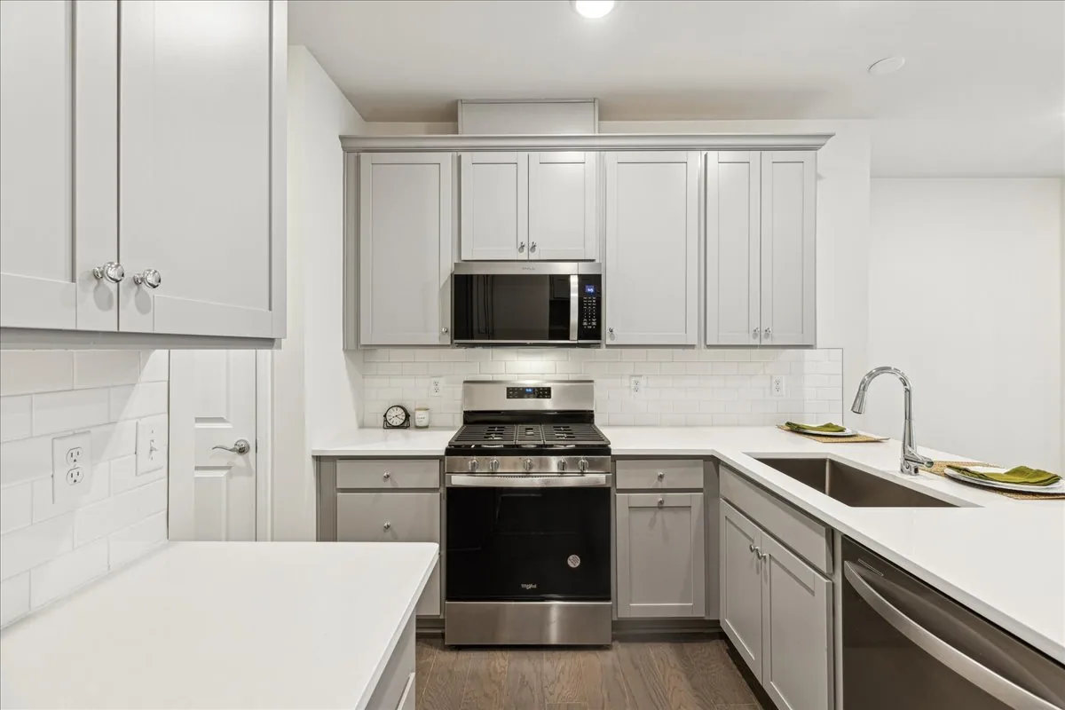 Gray & Quartz Kitchen