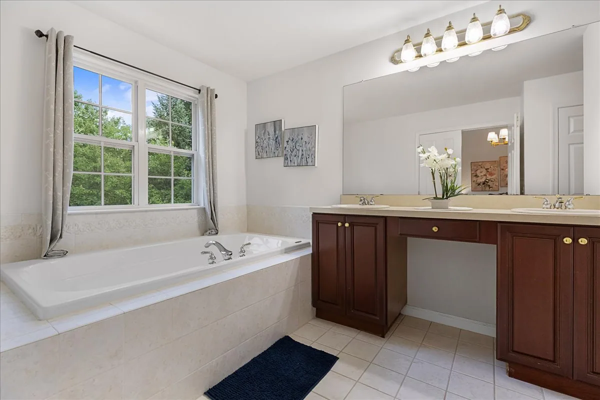 En-Suite Primary Bath